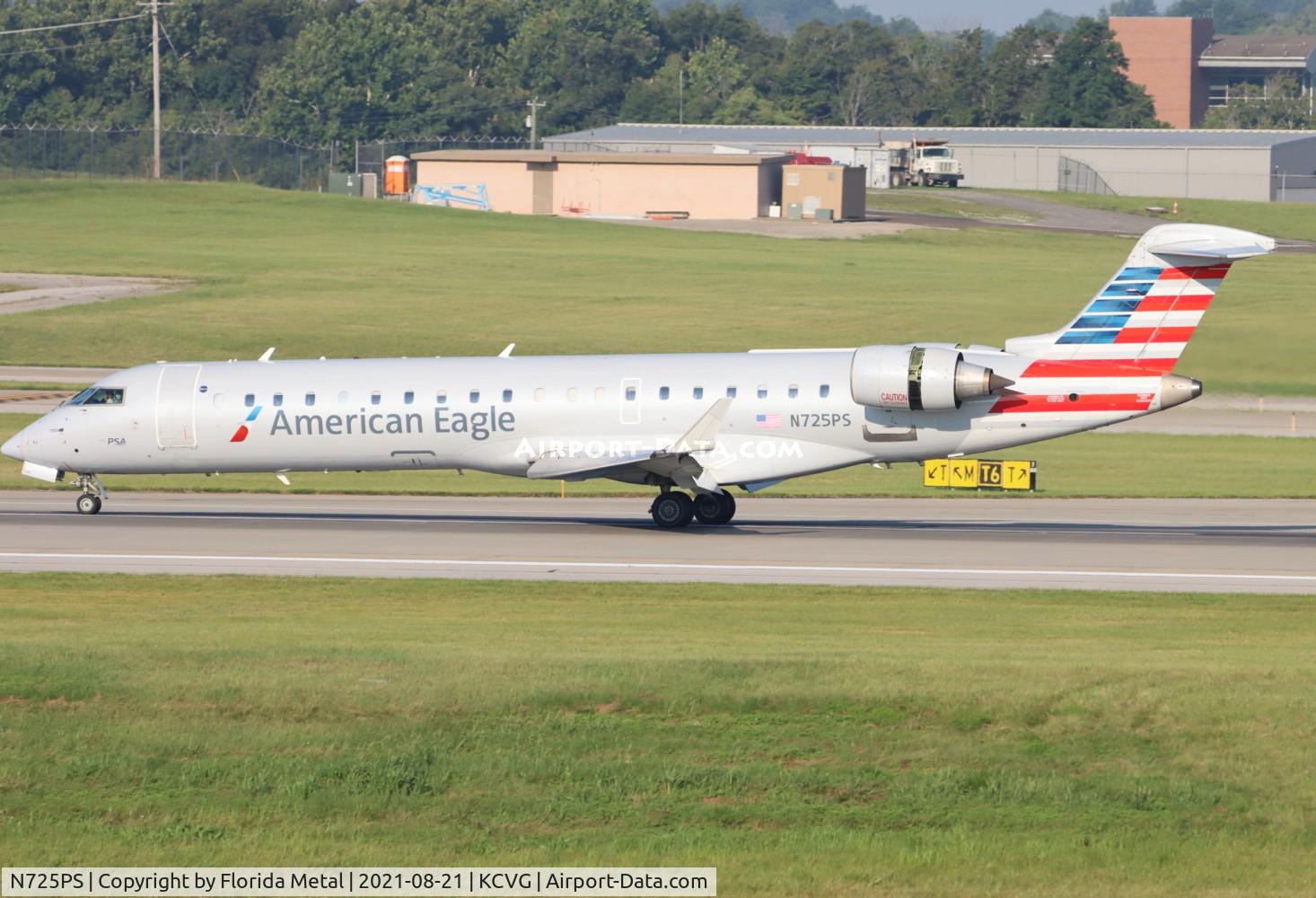 N725PS, 2005 Bombardier CRJ-701 (CL-600-2C10) Regional Jet C/N 10186, CVG 2021