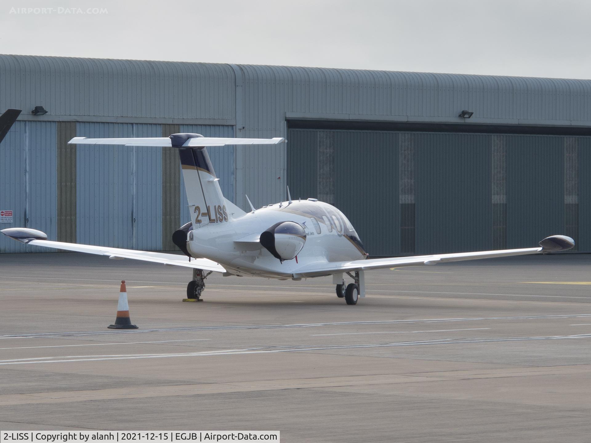 2-LISS, 2007 Eclipse Aviation Corp EA500 C/N 000092, Parked in Guernsey shortly after arrival following transatlantic ferry flights, Channel Jets latest Eclipse.