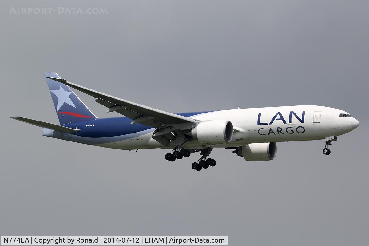 N774LA, 2009 Boeing 777-F6N C/N 37710, at spl