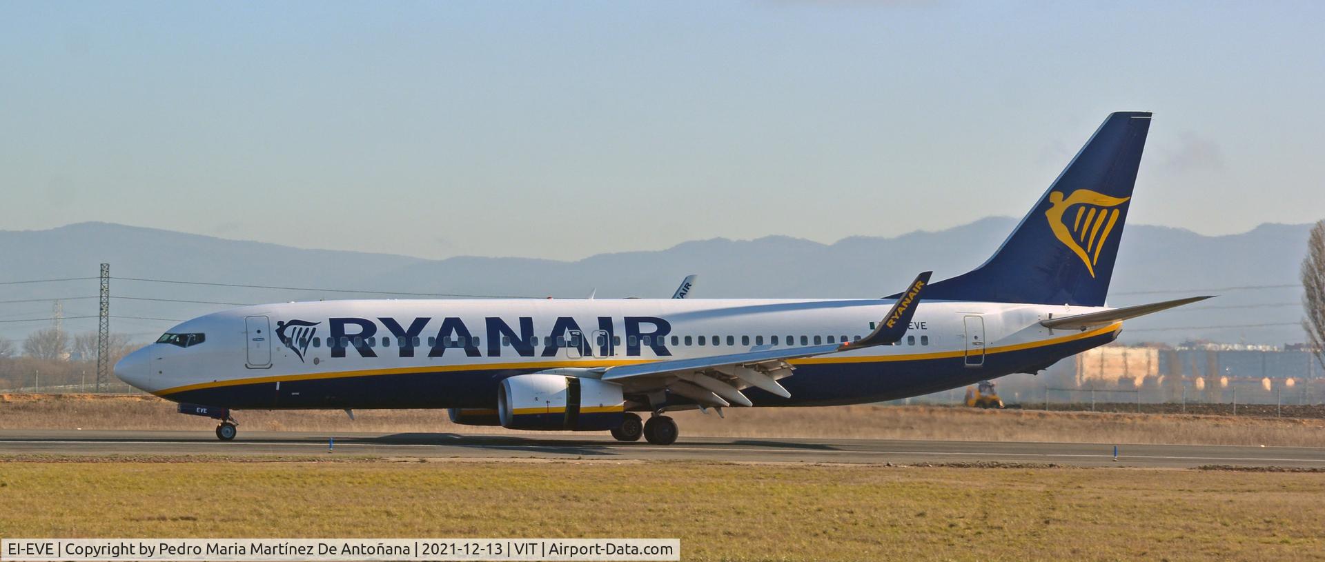 EI-EVE, 2012 Boeing 737-8AS C/N 35035, Aeropuerto de Foronda - Vitoria-Gasteiz - Euskadi - España