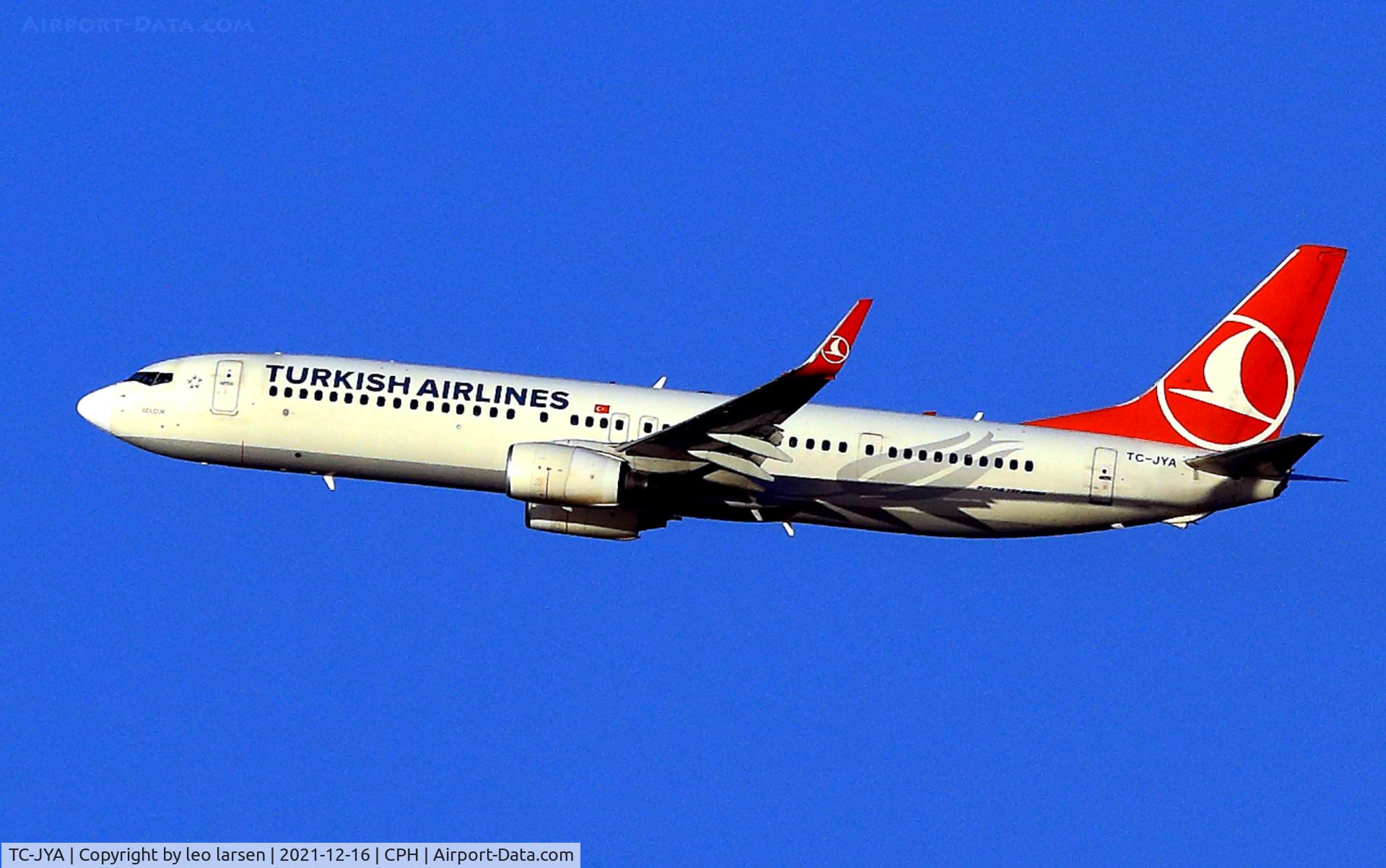 TC-JYA, 2011 Boeing 737-9F2/ER C/N 40973, Copenhagen 16.12.2021