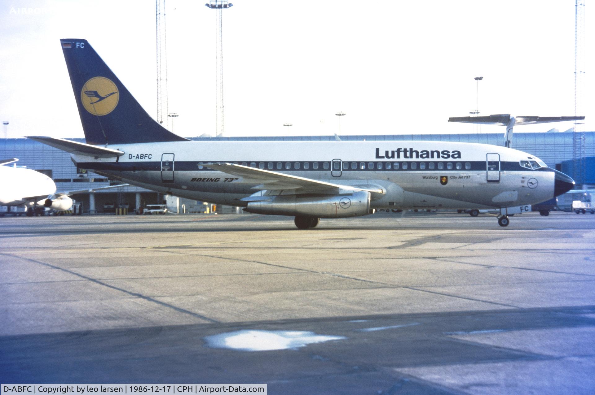 D-ABFC, 1980 Boeing 737-230 C/N 22115, Copenhagen 17.12.1986