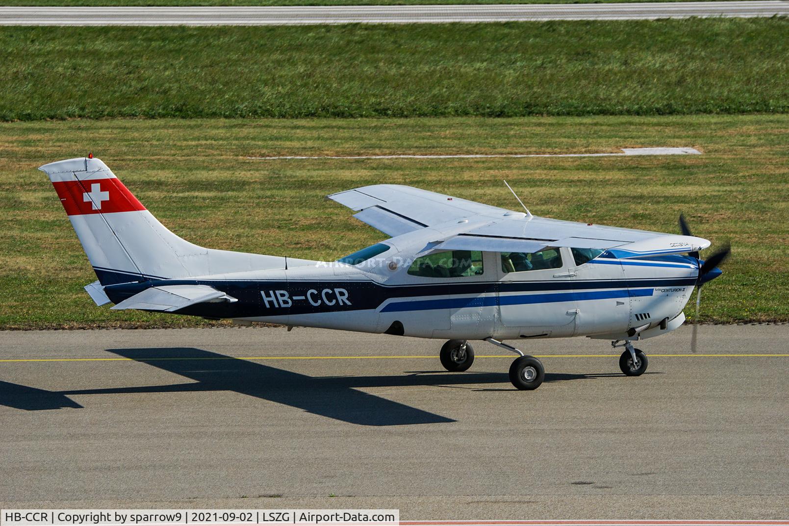 HB-CCR, 1979 Cessna T210N Turbo Centurion C/N T21063489, On the way to holding position 06 at Grenchen.