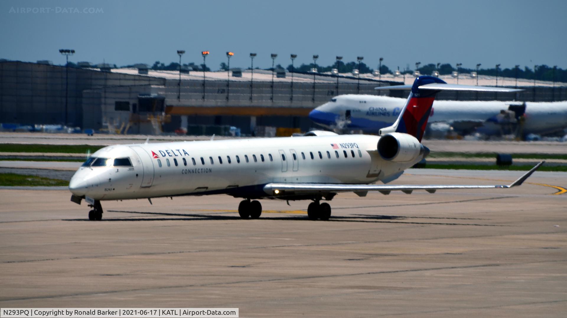 N293PQ, 2013 Bombardier CRJ-900 (CL-600-2D24) C/N 15293, Taxi Atlanta