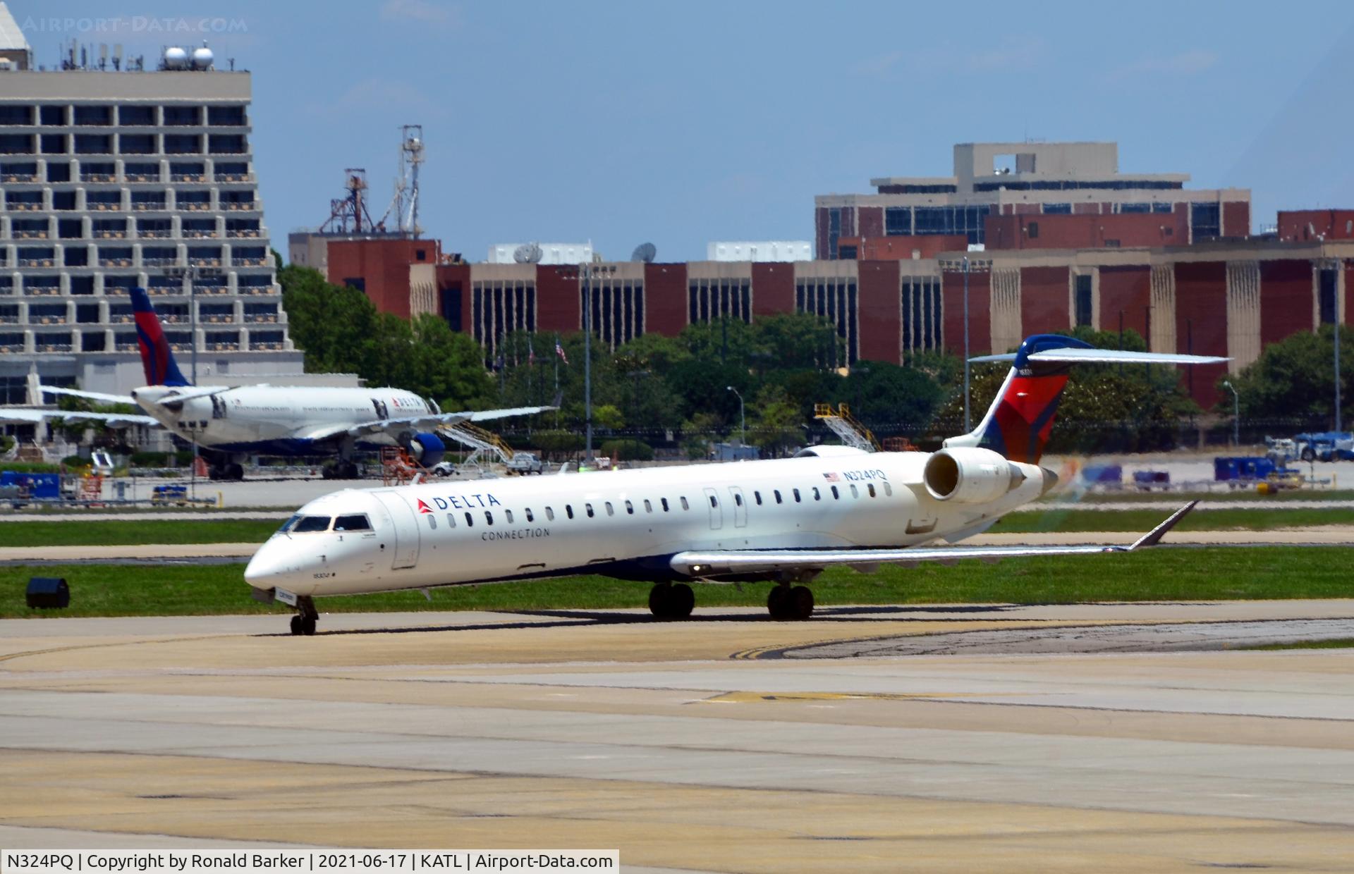 N324PQ, 2014 Bombardier CRJ 900LR (CL-600-2D24) C/N 15324, Taxi Atlanta