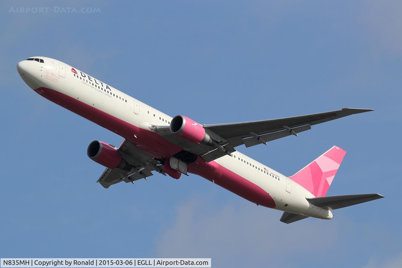 N835MH, 2000 Boeing 767-432/ER C/N 29708, at lhr