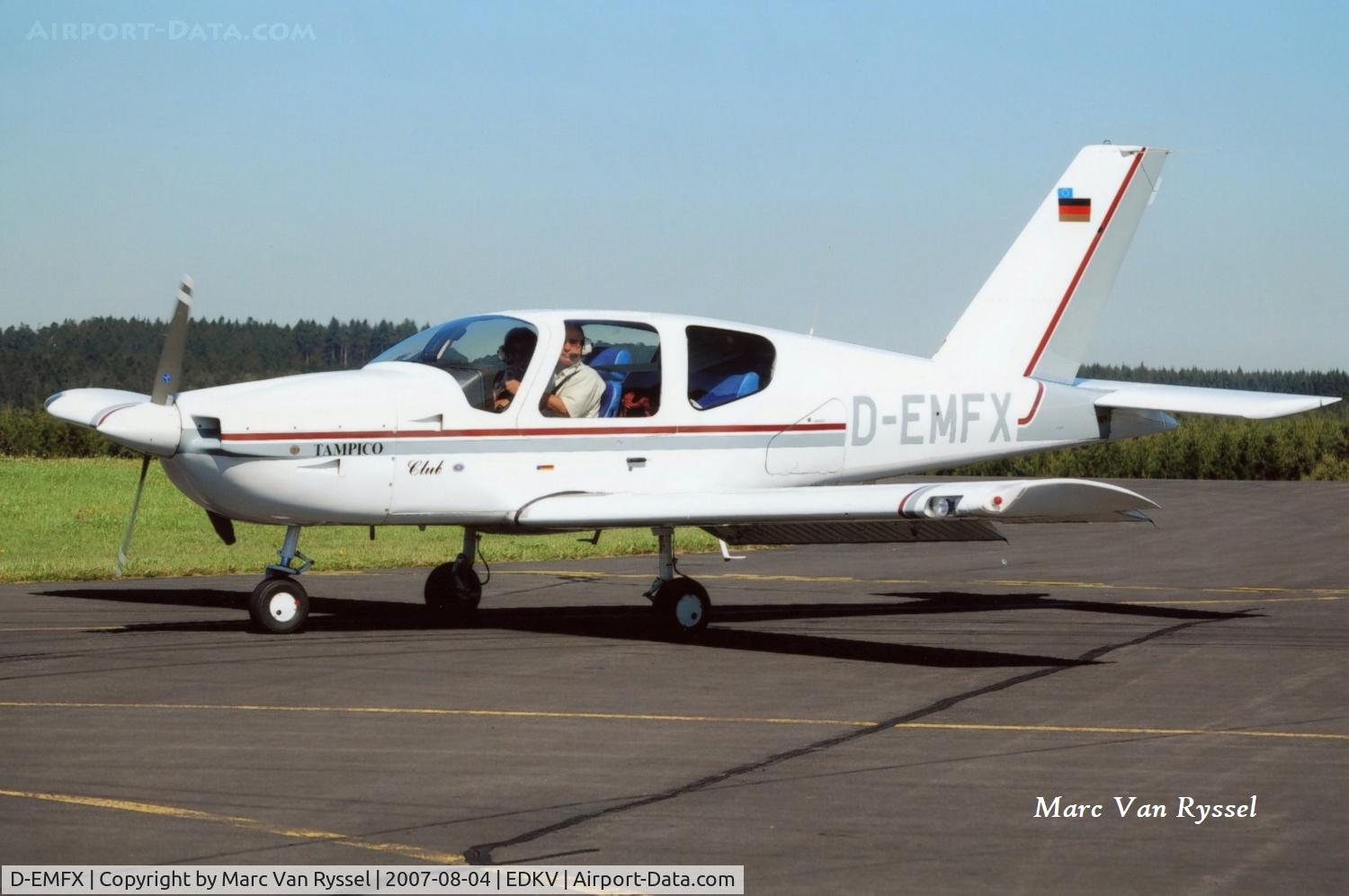 D-EMFX, 1989 Socata TB-9 Tampico C/N 932, At Dahlemer-Binz.