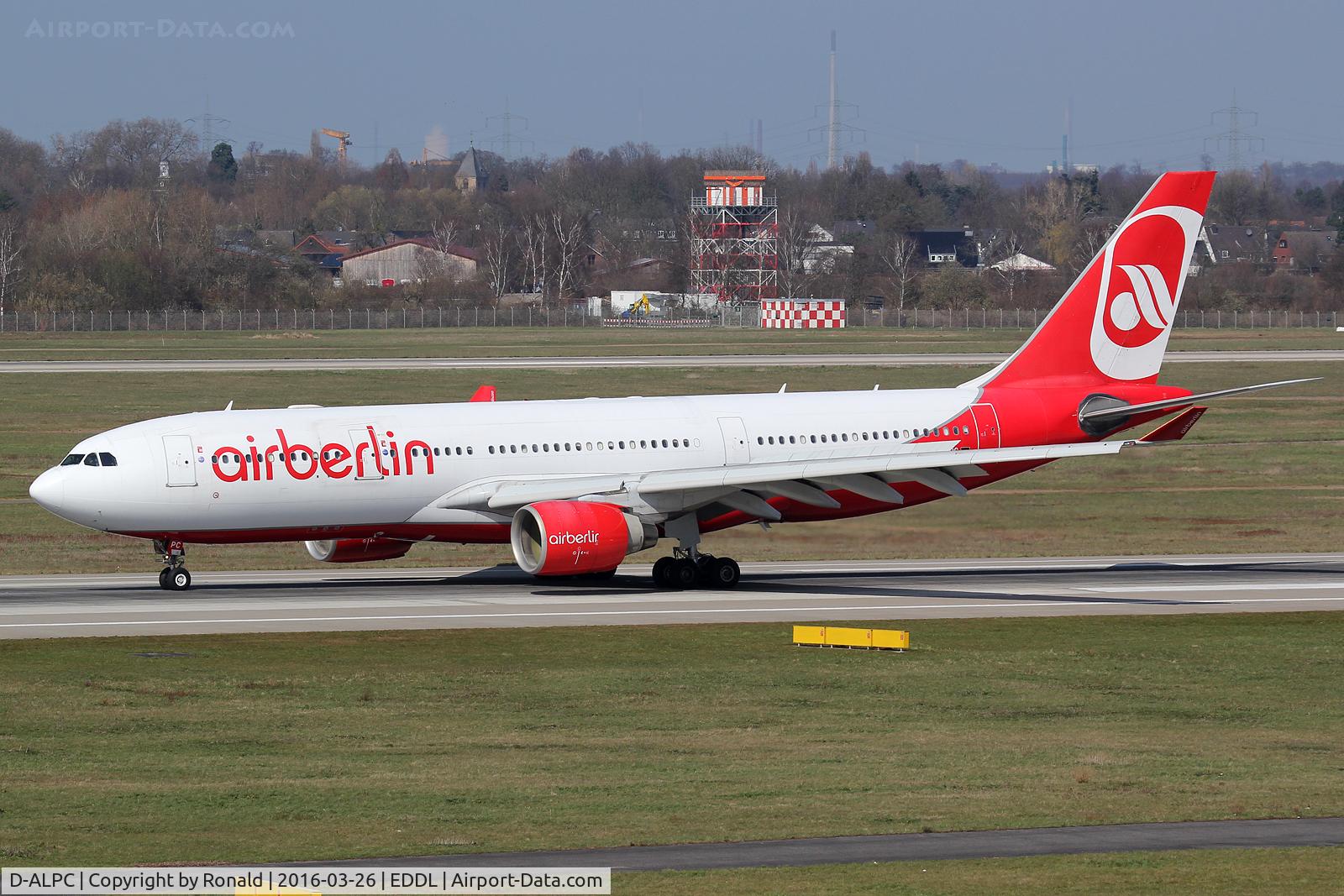 D-ALPC, 2002 Airbus A330-223 C/N 444, at dus