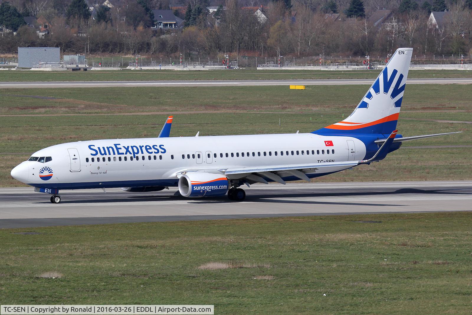 TC-SEN, 2015 Boeing 737-8HC C/N 61174, at dus