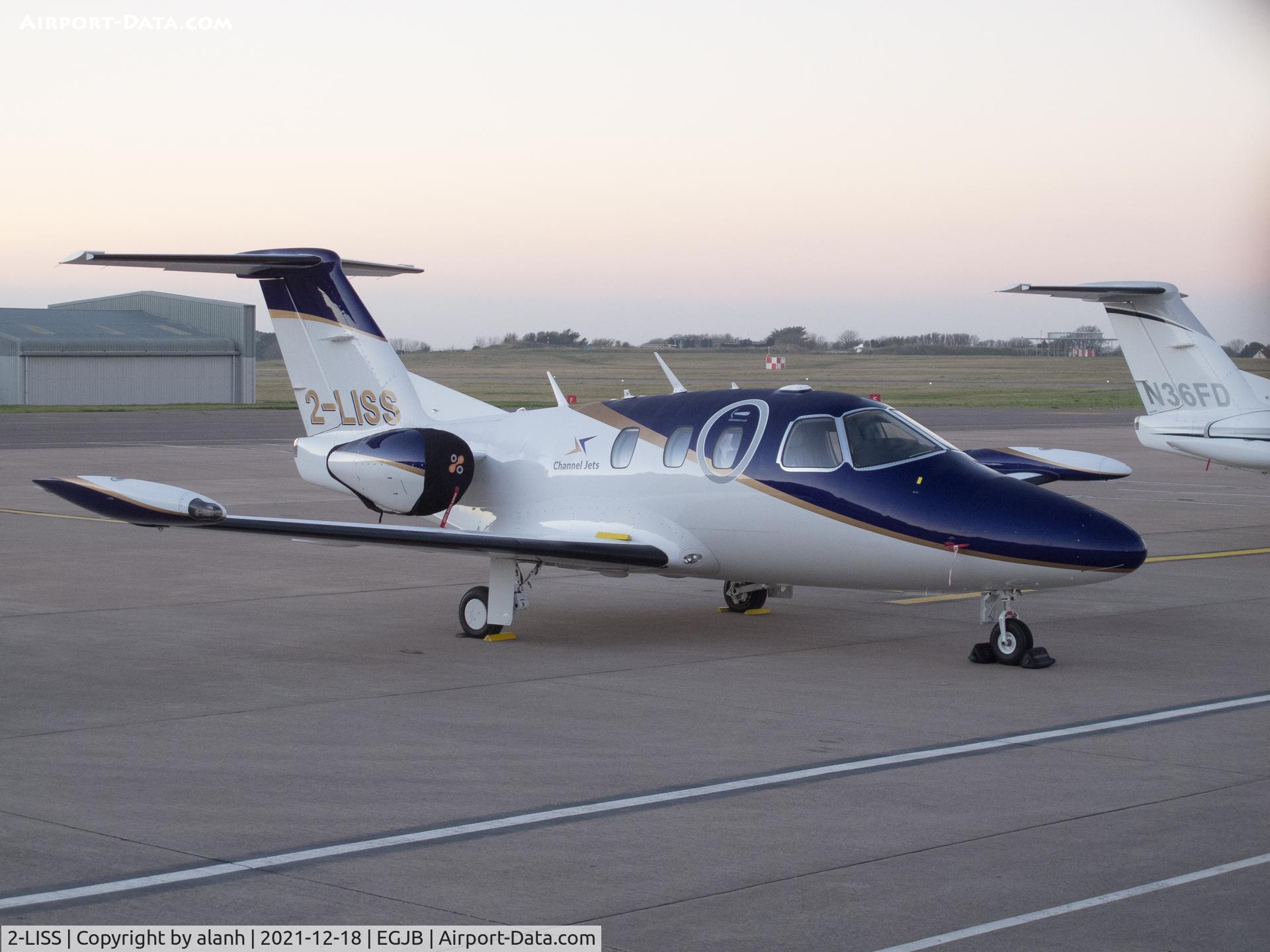 2-LISS, 2007 Eclipse Aviation Corp EA500 C/N 000092, Parked on the West apron, Guernsey (in a more photographically accessible place)