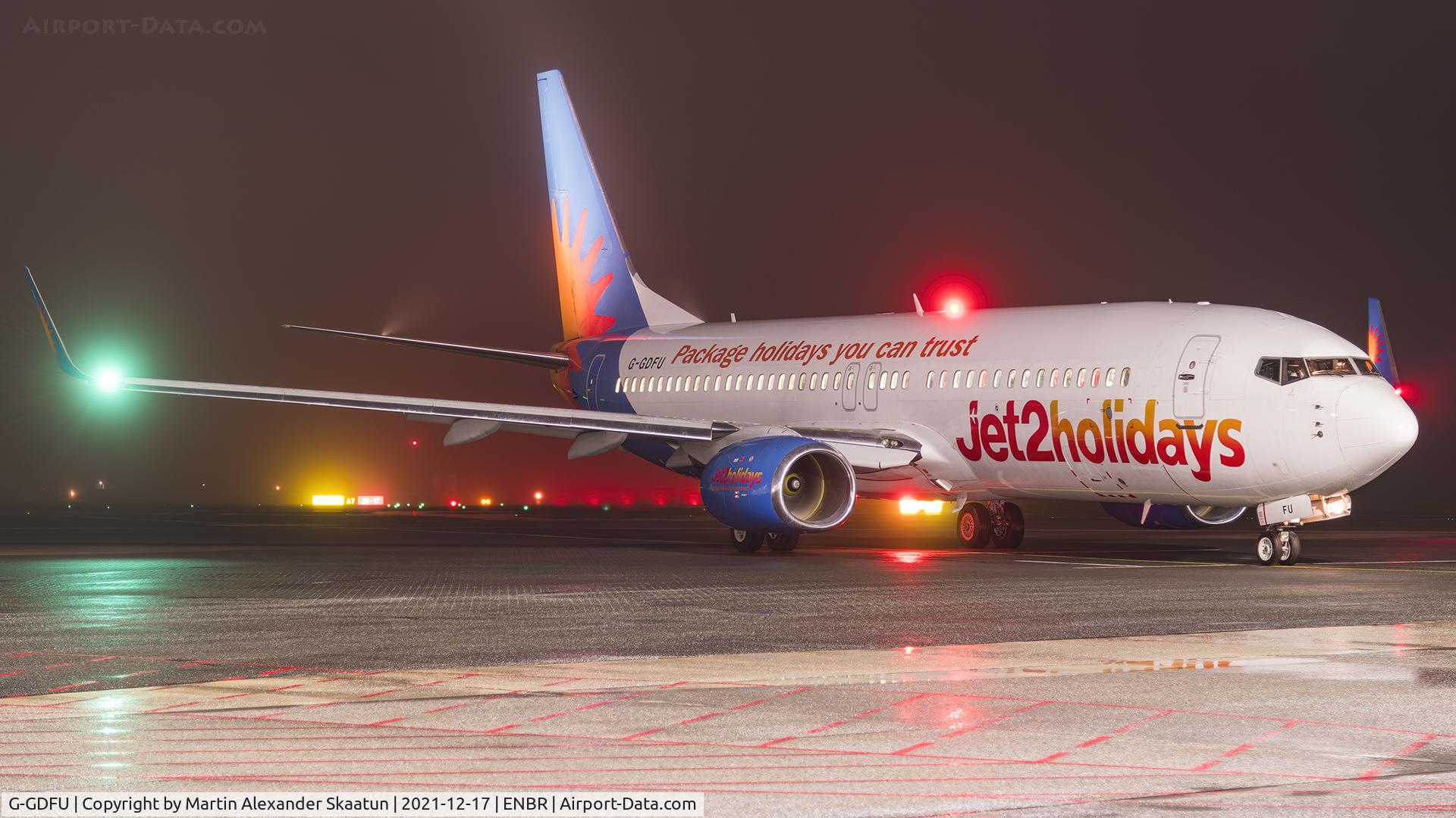 G-GDFU, 2001 Boeing 737-8K5 C/N 30416, Just pushed back from the gate.