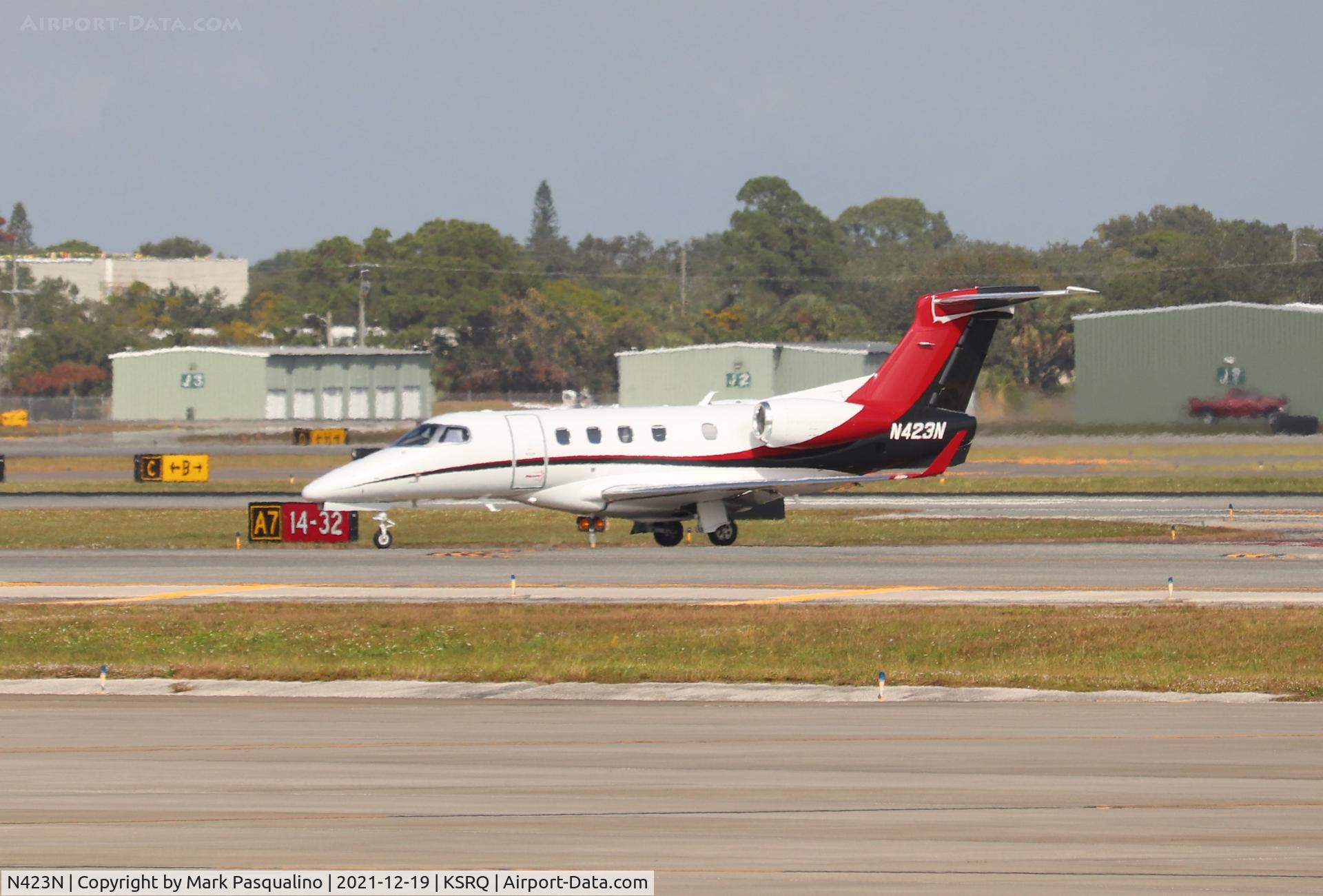 N423N, 2012 Embraer EMB-505 Phenom 300 C/N 50500125, Embraer EMB-505 Phenom 300