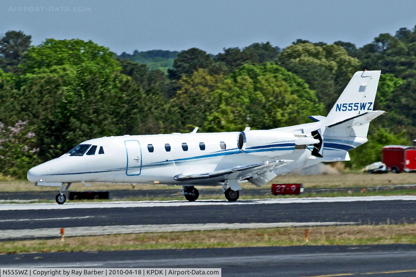 N555WZ, 2004 Cessna 560XL Citation Excel C/N 560-5366, N555WZ   Cessna Citation Excel [560-5366] Atlanta-Dekalb Peachtree~N 18/04/2010