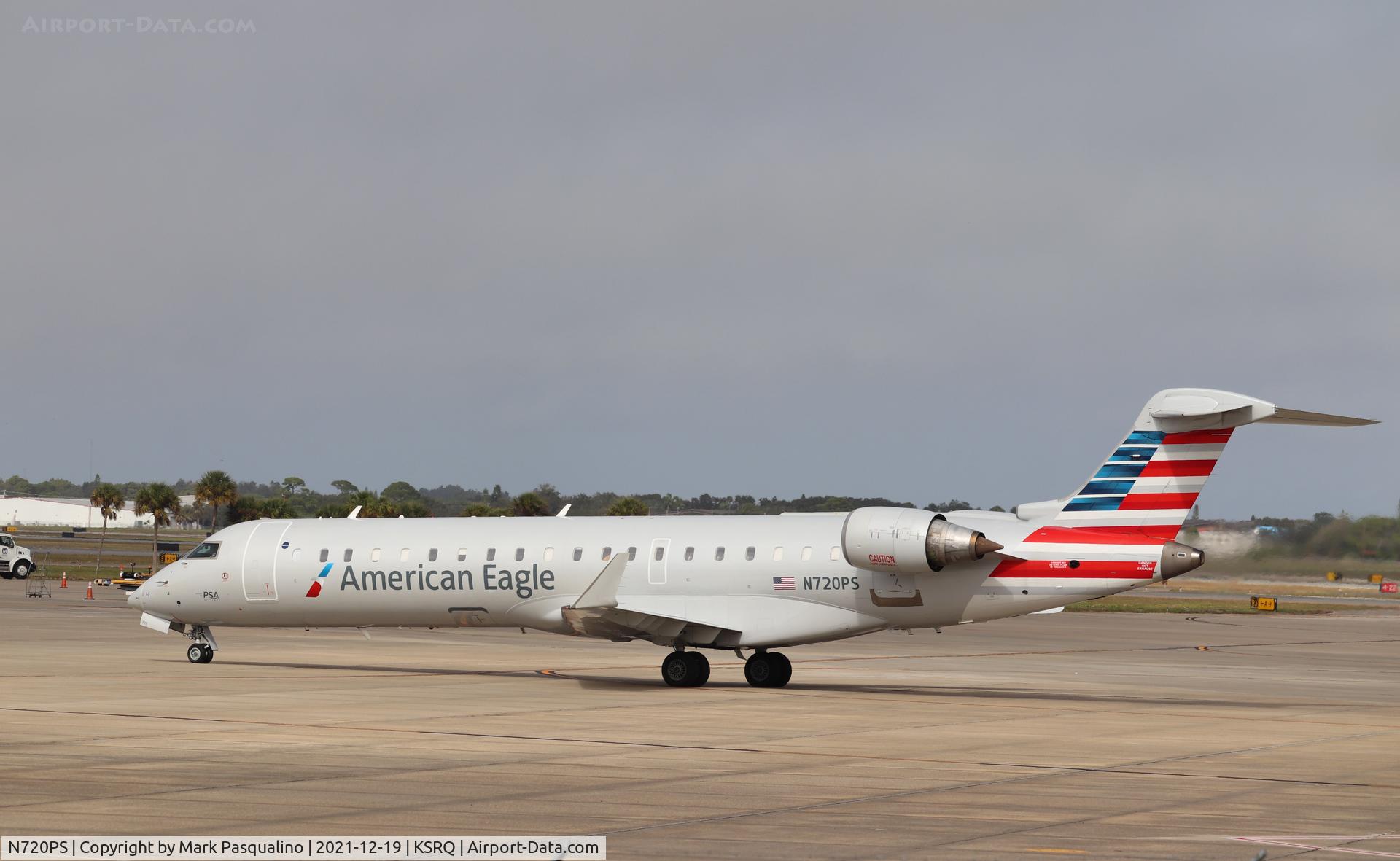 N720PS, 2004 Bombardier CRJ-700 (CL-600-2C10) Regional Jet C/N 10178, CL-600-2C10
