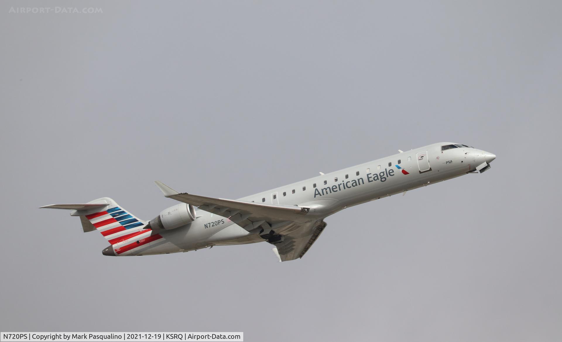 N720PS, 2004 Bombardier CRJ-700 (CL-600-2C10) Regional Jet C/N 10178, CL-600-2C10
