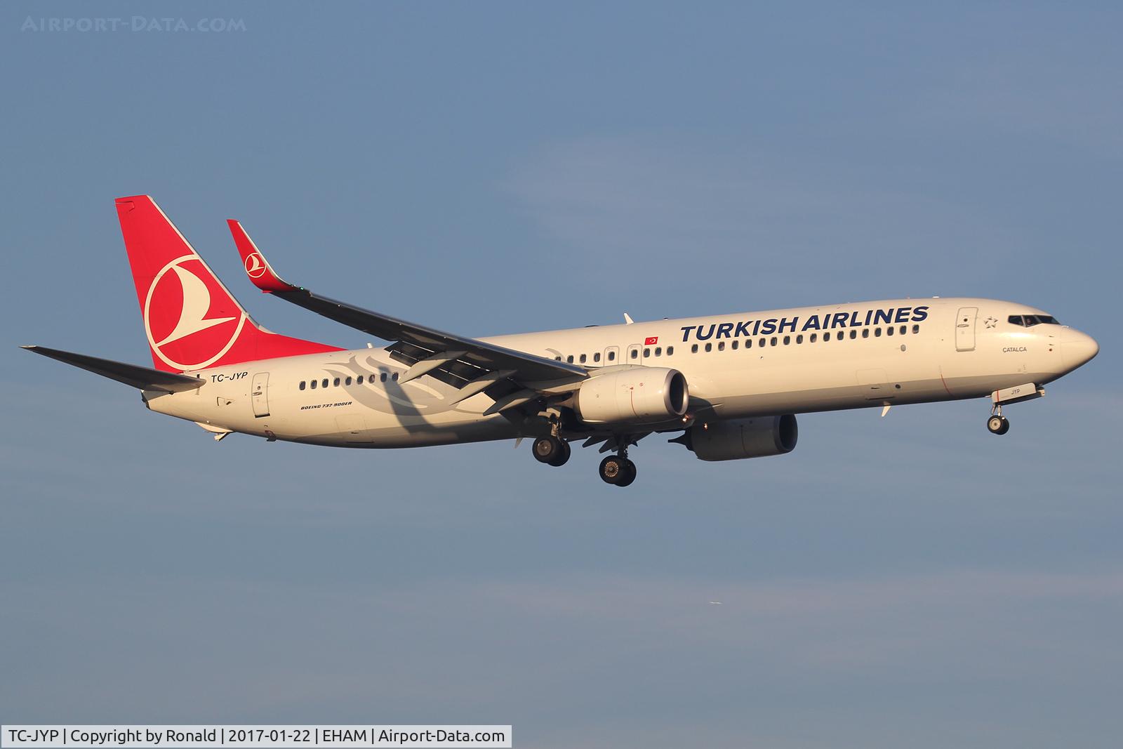 TC-JYP, 2015 Boeing 737-9F2/ER C/N 42014, at spl