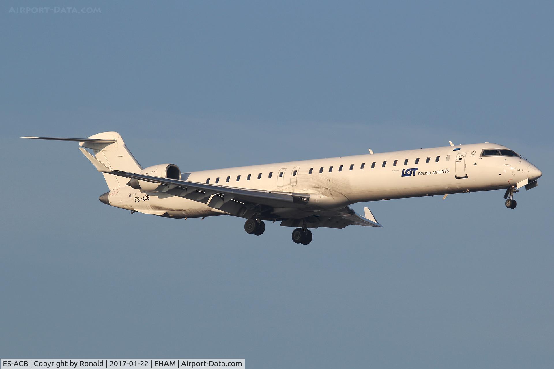 ES-ACB, 2010 Bombardier CRJ-900ER (CL-600-2D24) C/N 15261, at spl