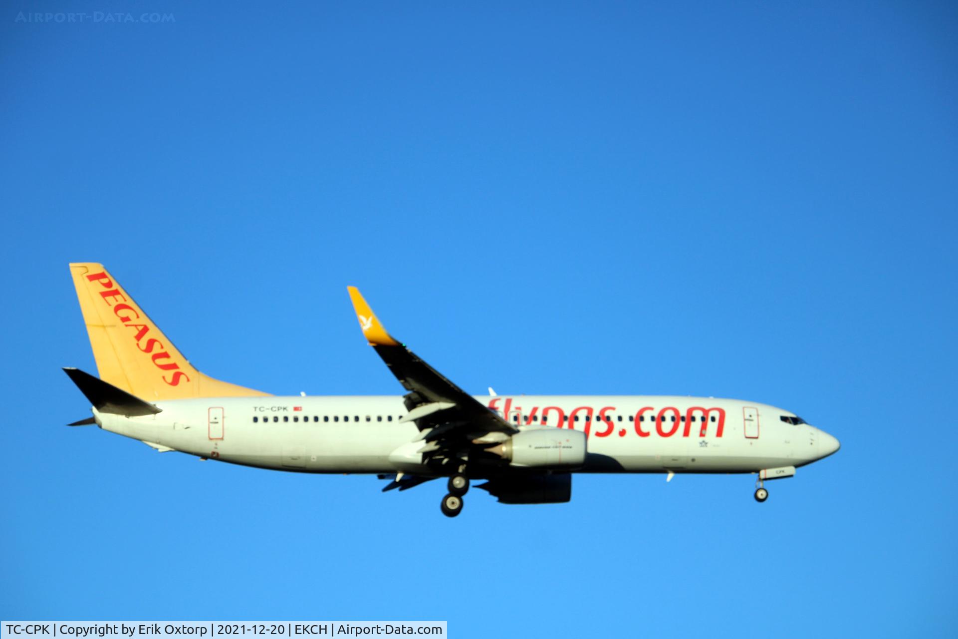 TC-CPK, 2013 Boeing 737-82R C/N 40009, TC-CPK landing rw 04L