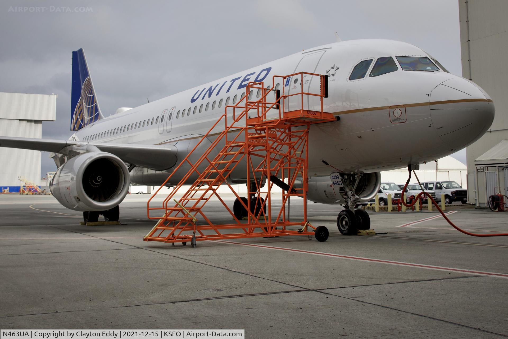 N463UA, 2000 Airbus A320-232 C/N 1282, SFO 2021.