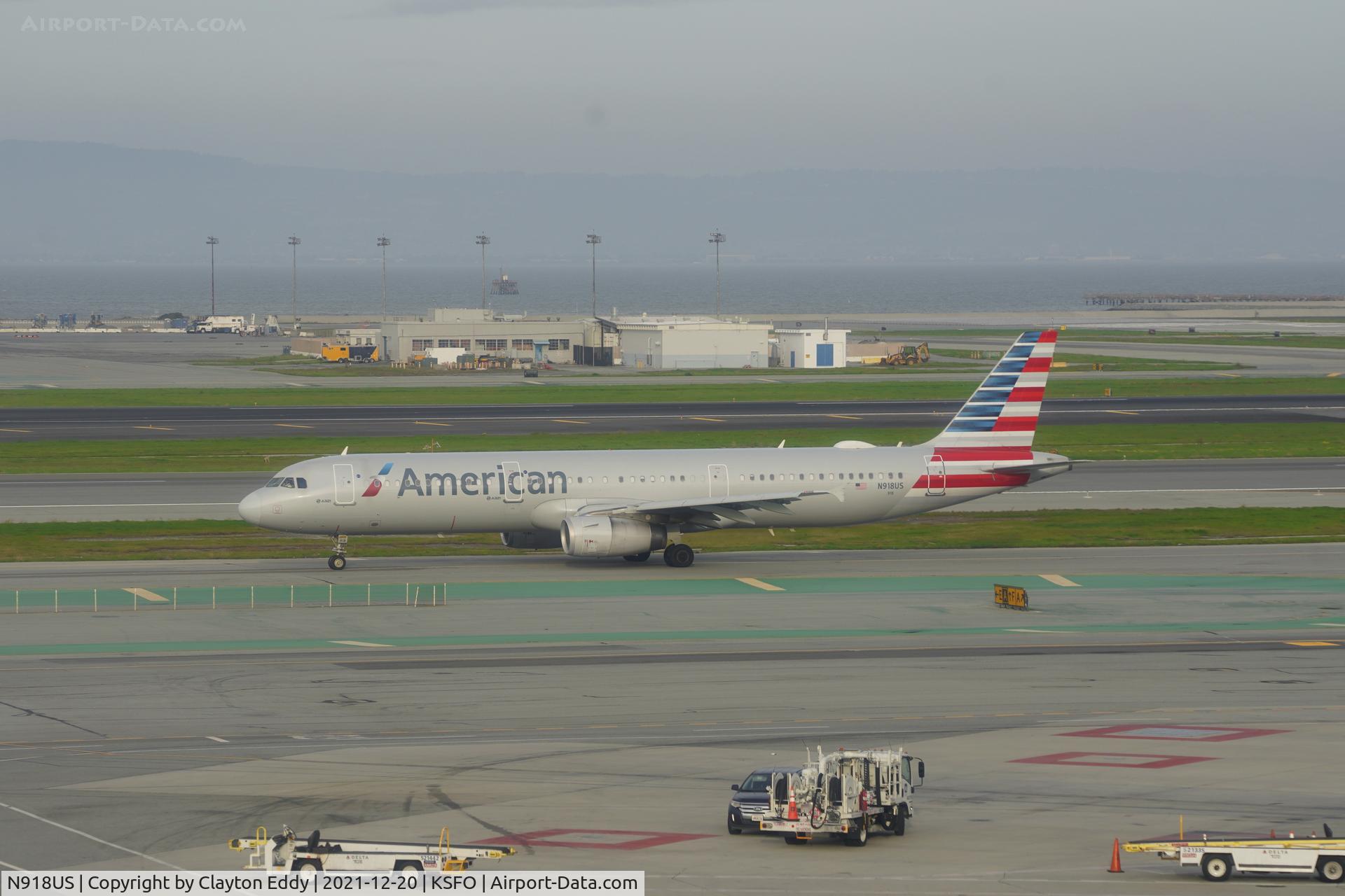 N918US, 2015 Airbus A321-231 C/N 6443, Pic taken from Sky Terrace SFO 2021.