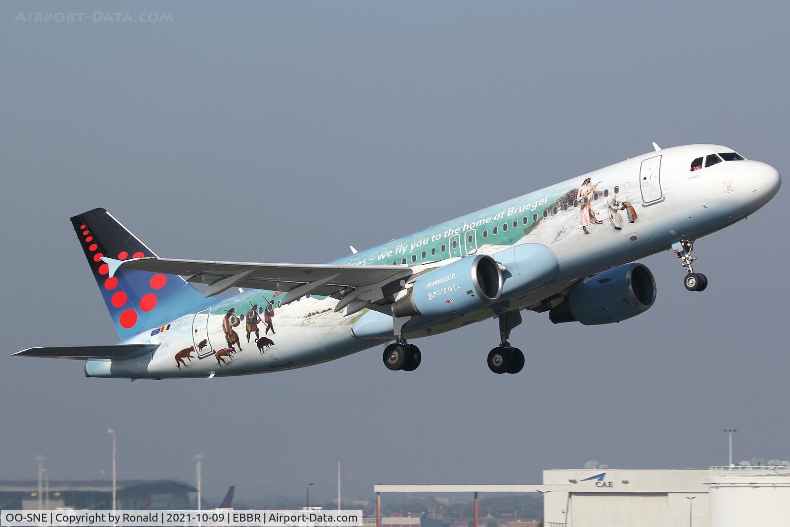 OO-SNE, 2010 Airbus A320-214 C/N 4243, at bru