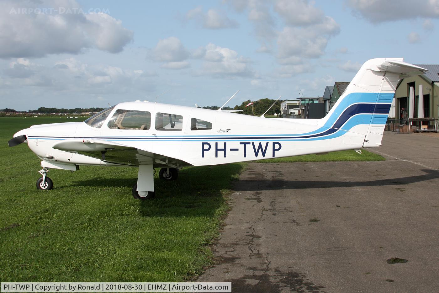 PH-TWP, Piper PA-28RT-201 Arrow IV C/N 28R-7918215, at ehmz