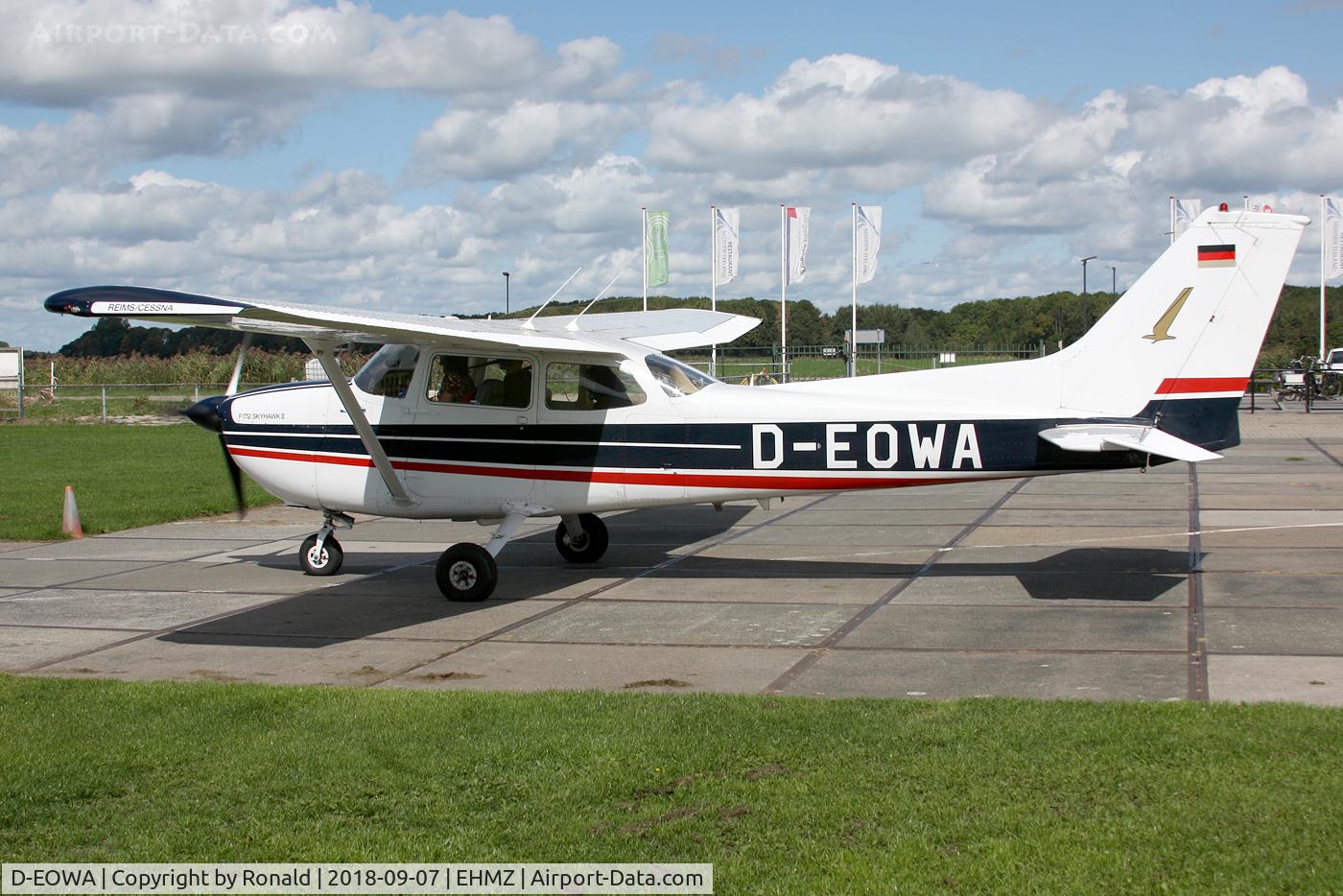 D-EOWA, Reims F172N II Skyhawk C/N 1724, at ehmz
