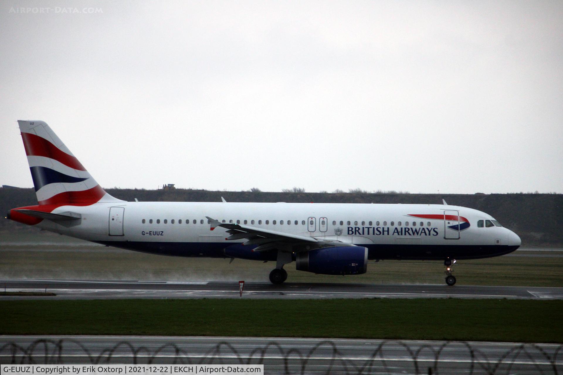 G-EUUZ, 2008 Airbus A320-232 C/N 3649, G-EUUZ taking off rw 22R