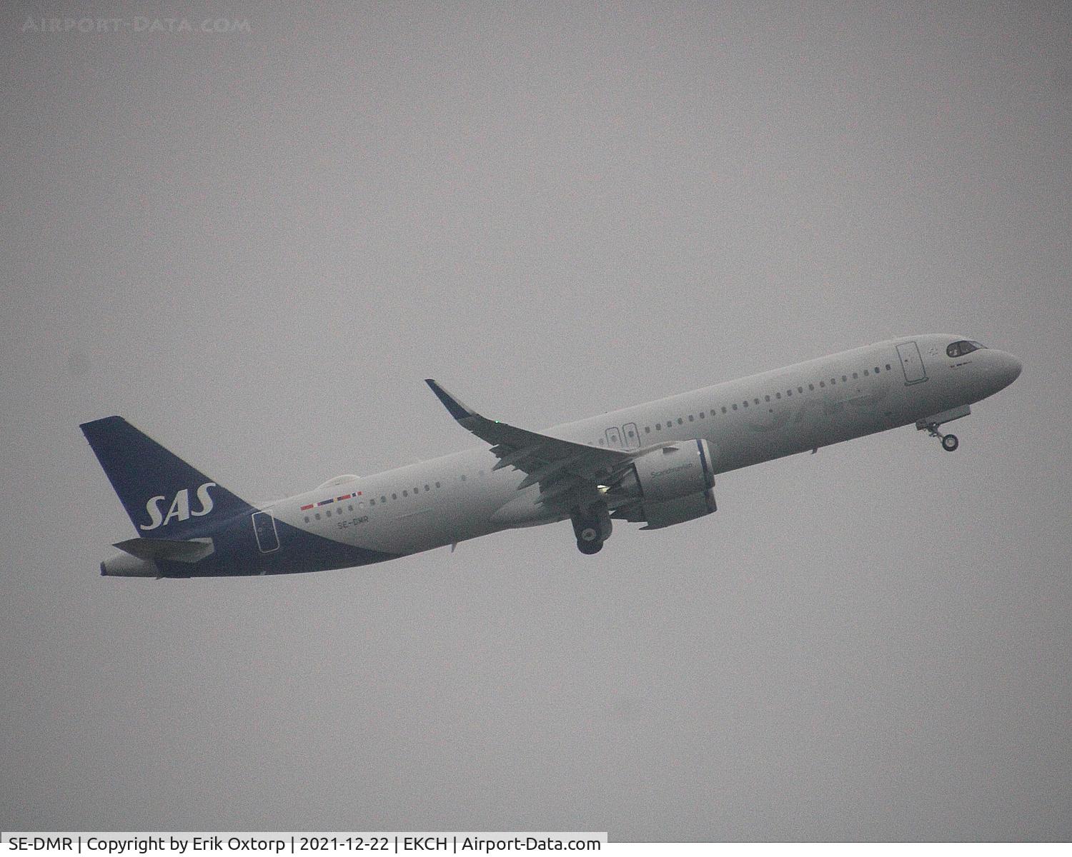 SE-DMR, 2021 Airbus A321-253NX C/N 10408, SE-DMR taking off rw 22L. First commercial lang haul SAS flight with an Airbus 321LR (CPH-IAH)