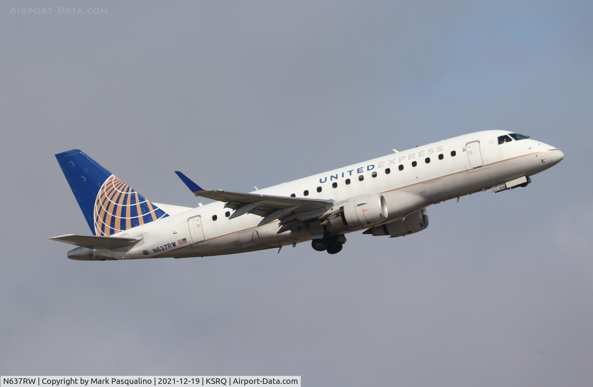N637RW, 2004 Embraer 170SE (ERJ-170-100SE) C/N 17000051, ERJ-170-100SE