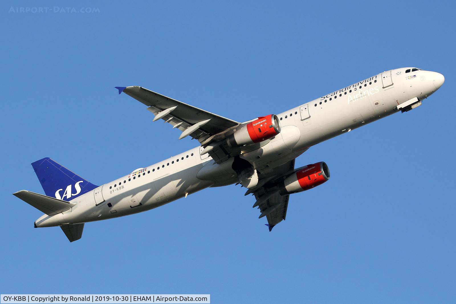OY-KBB, 2001 Airbus A321-232 C/N 1642, at spl