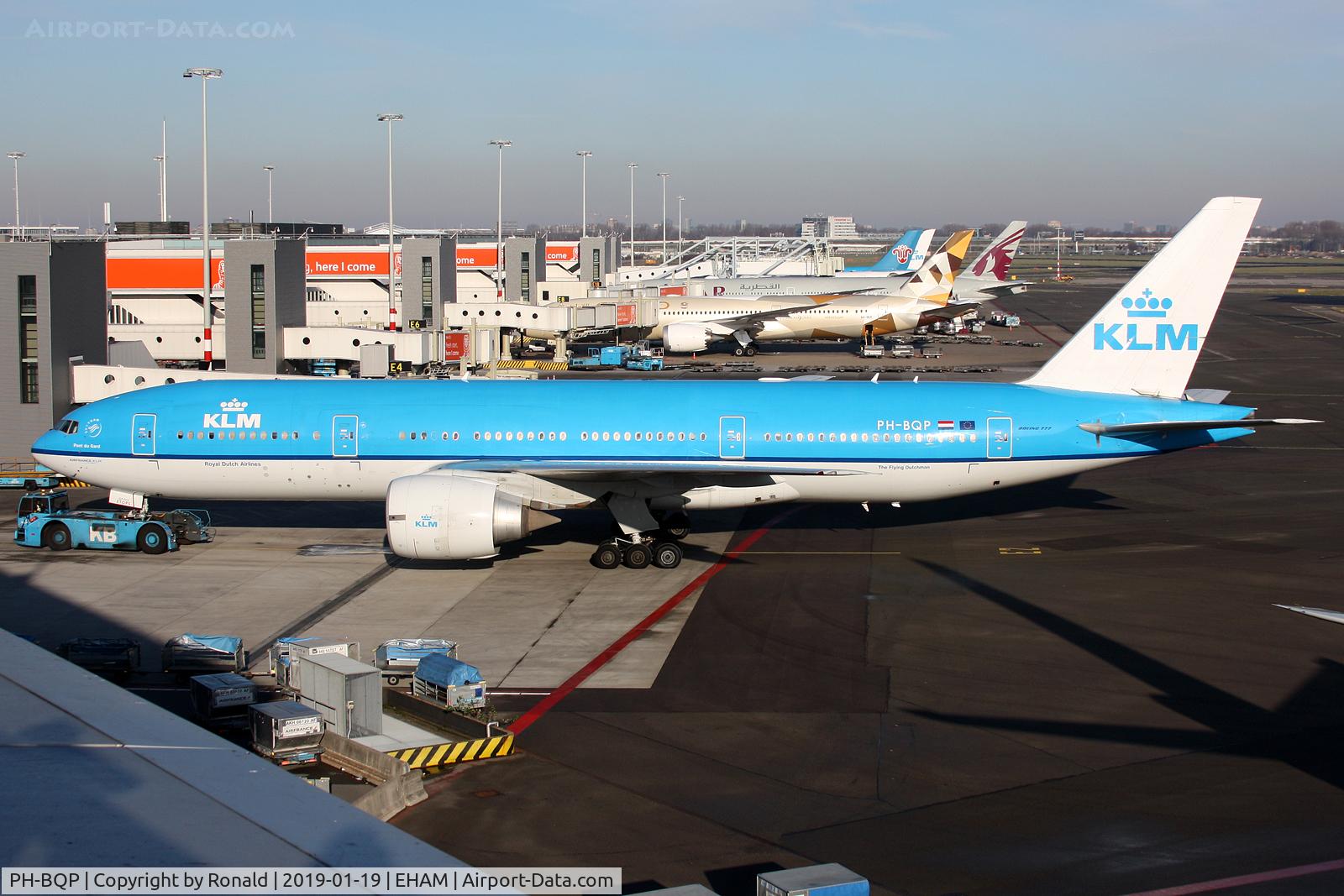 PH-BQP, 2007 Boeing 777-206/ER C/N 32721, at spl