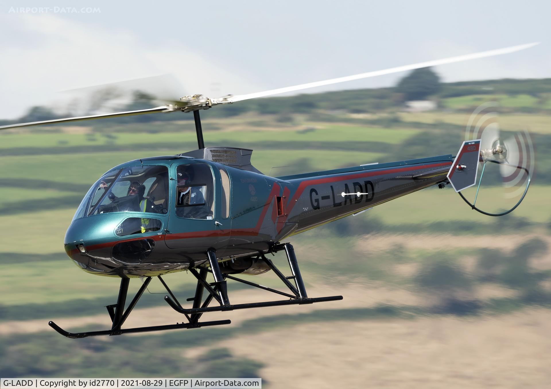 G-LADD, 1999 Enstrom 480 C/N 5037, Seen in the vicinity of EGFP