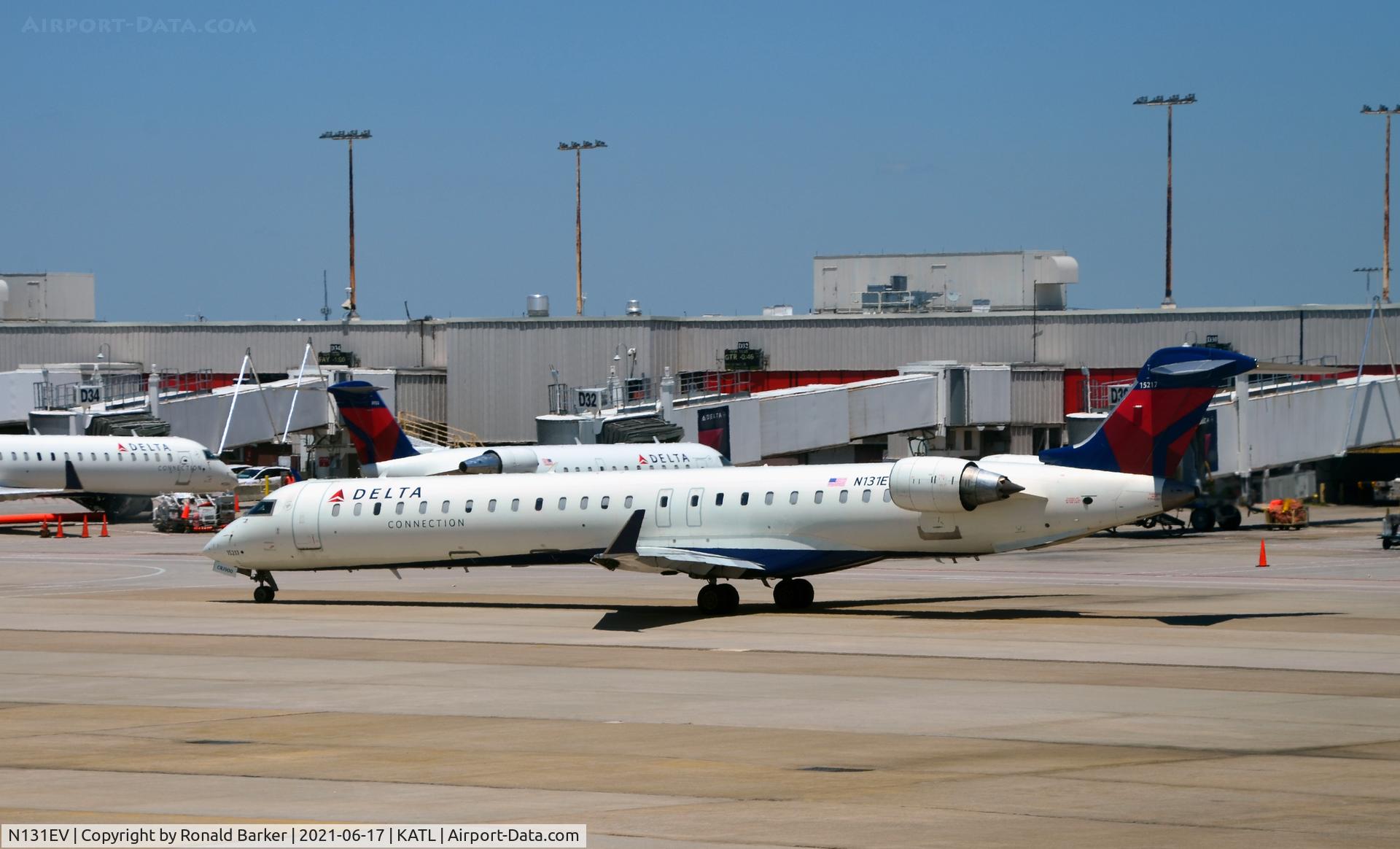 N131EV, 2008 Bombardier CRJ-900ER (CL-600-2D24) C/N 15217, Taxi for takeoff Atlanta