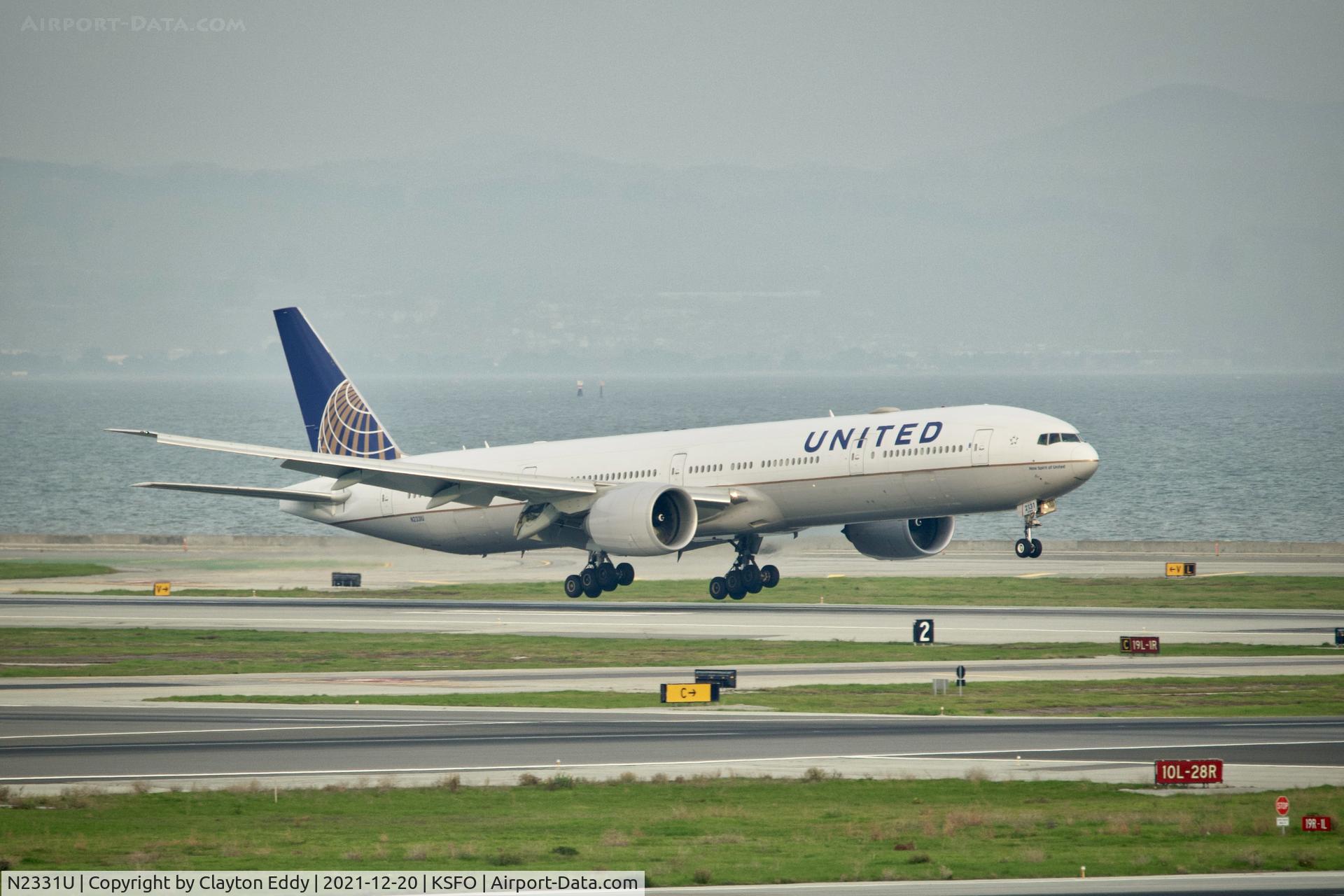 N2331U, 2016 Boeing 777-322/ER C/N 62642, Pic taken from SkyTerrace SFO 2021.