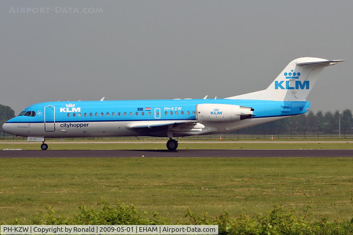 PH-KZW, 1995 Fokker 70 (F-28-0070) C/N 11558, at spl