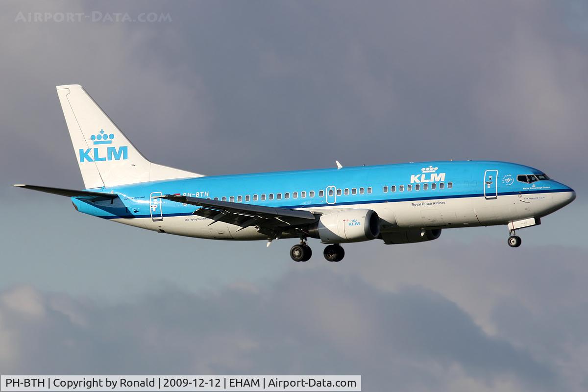 PH-BTH, 1997 Boeing 737-306 C/N 28719, at spl