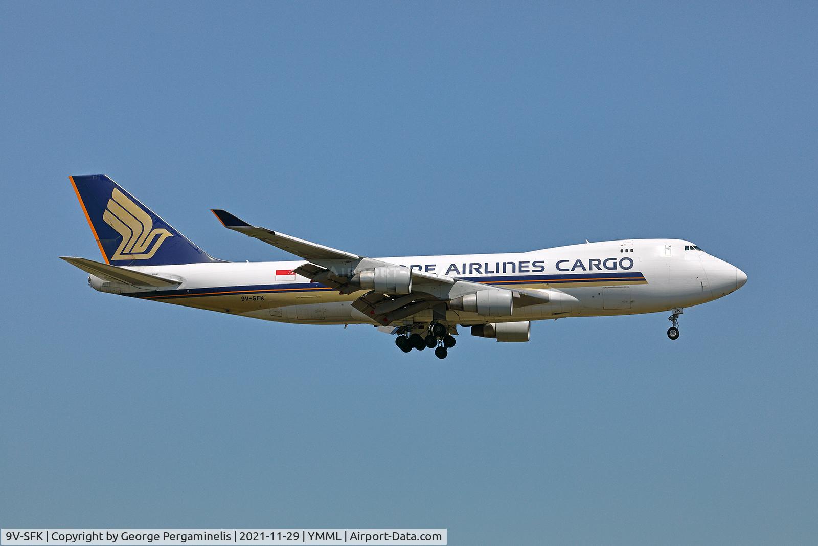9V-SFK, 1997 Boeing 747-412F/SCD C/N 28023, Short final, runway 34.