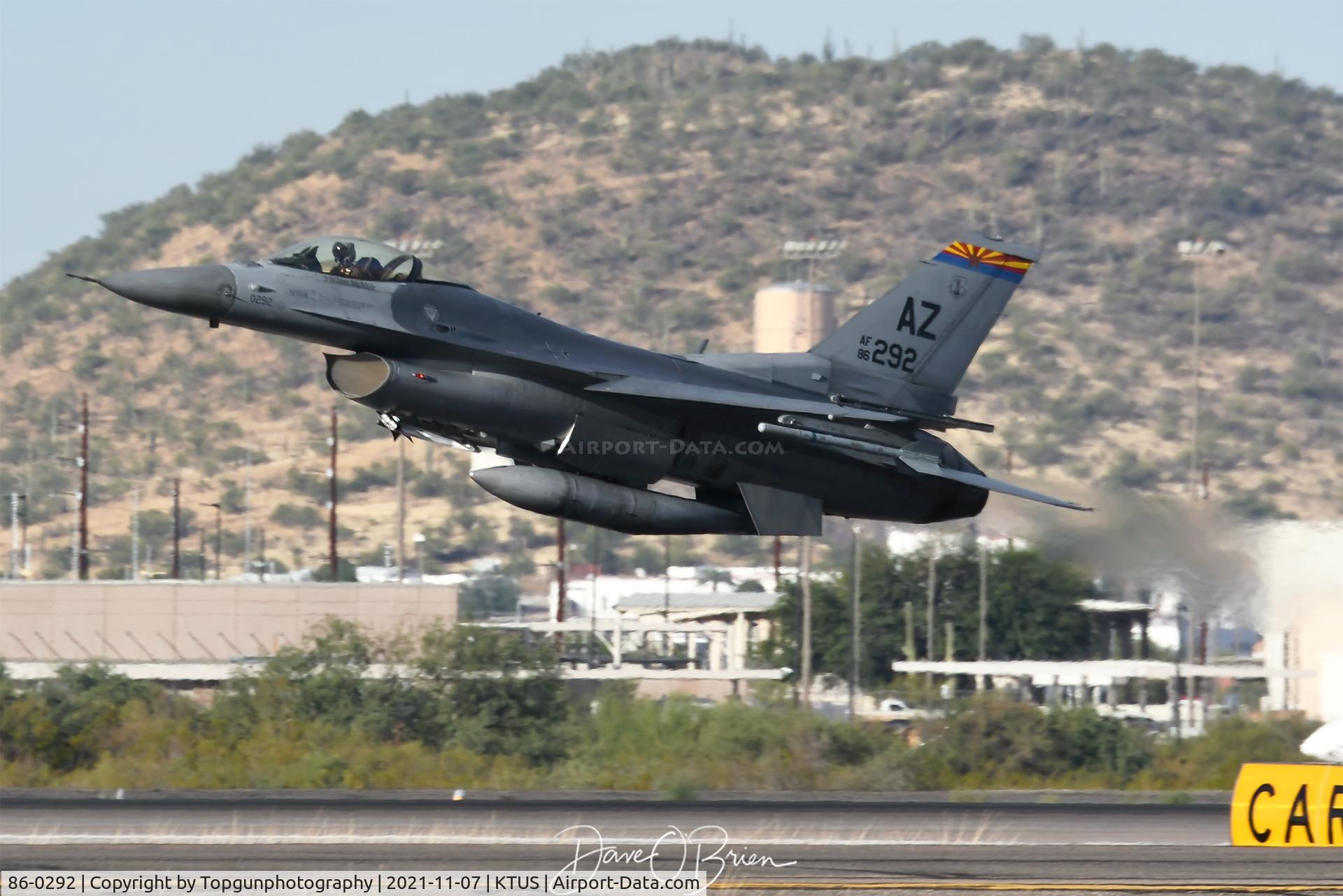 86-0292, 1986 General Dynamics F-16C Fighting Falcon C/N 5C-398, REBEL22 departing