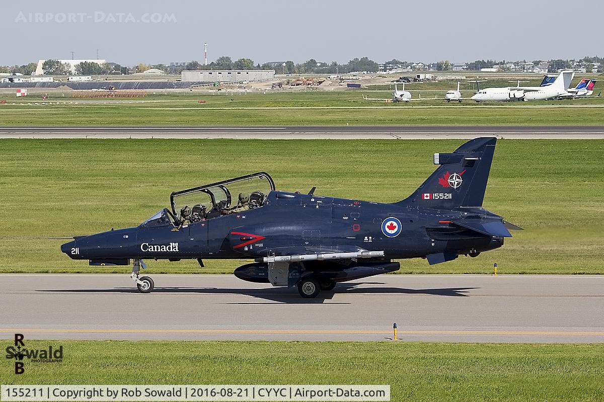 155211, 2000 BAE Systems CT-155 Hawk C/N IT019/705, Ready to leave CYYC for Moose Jaw.