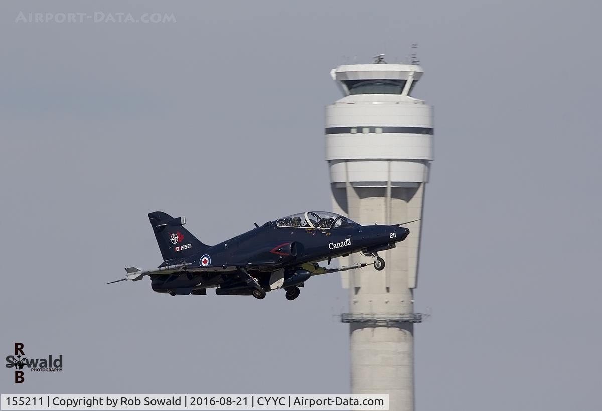 155211, 2000 BAE Systems CT-155 Hawk C/N IT019/705, Ready to leave CYYC for Moose Jaw.