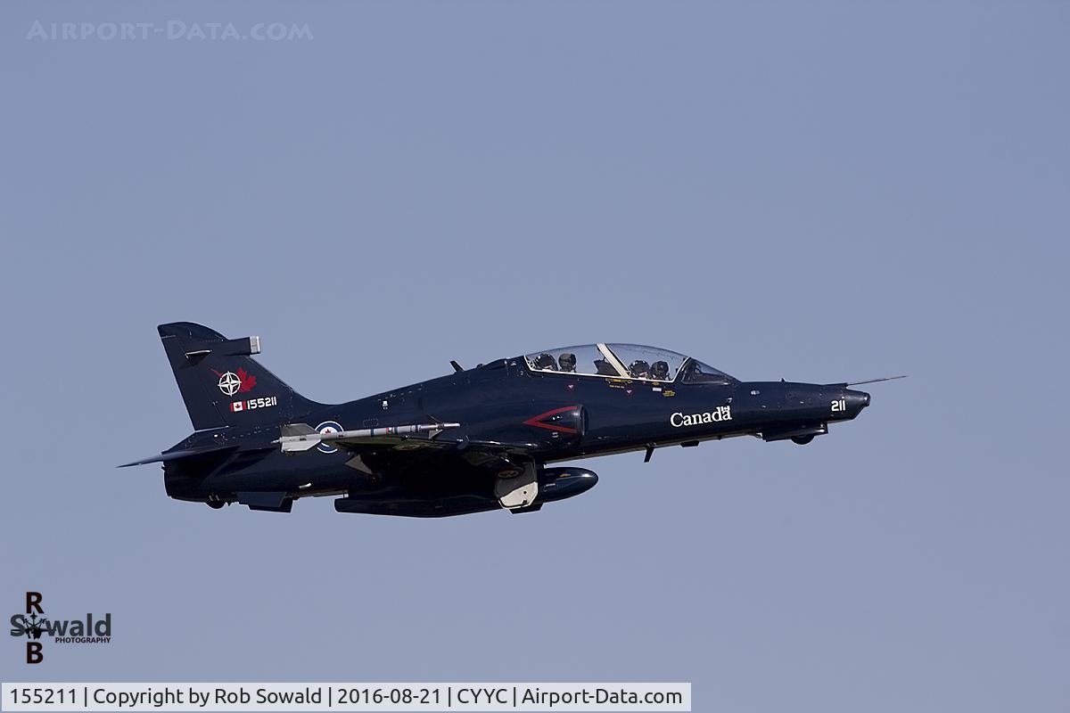 155211, 2000 BAE Systems CT-155 Hawk C/N IT019/705, Ready to leave CYYC for Moose Jaw.