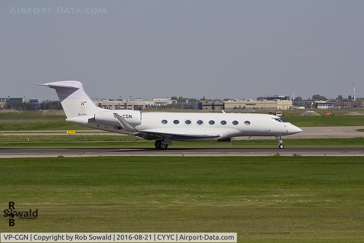 VP-CGN, 2007 Gulfstream Aerospace V-SP G550 C/N 5149, Leaving CYYC.