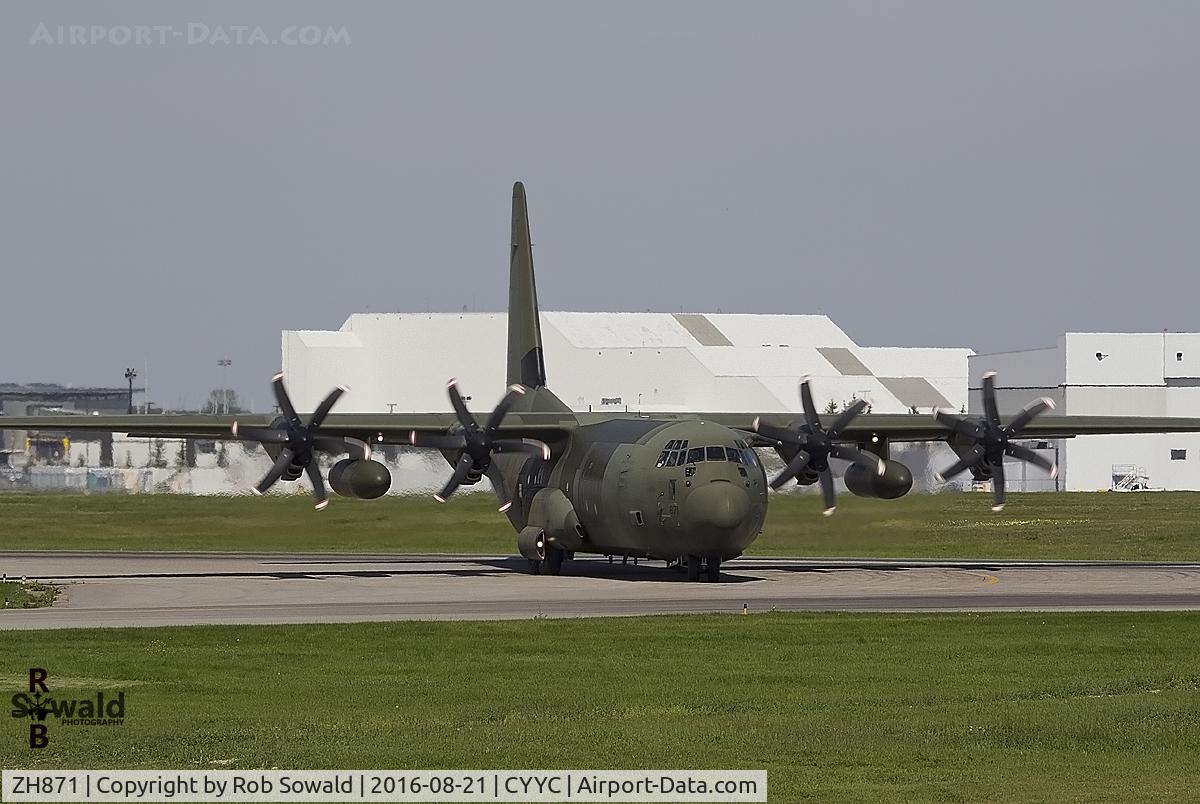 ZH871, 1997 Lockheed Martin C-130J-30 Hercules C.4 C/N 382-5446, Arriving at CYYC from Brize Norton, UK.