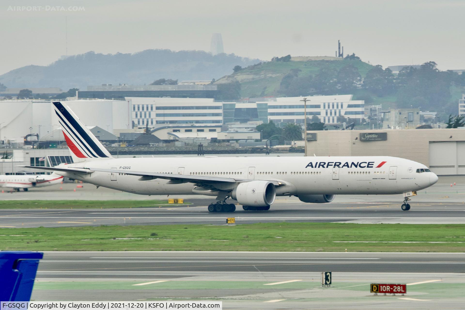 F-GSQG, 2004 Boeing 777-328/ER C/N 32850, Pic taken from SkyTerrace SFO 2021.