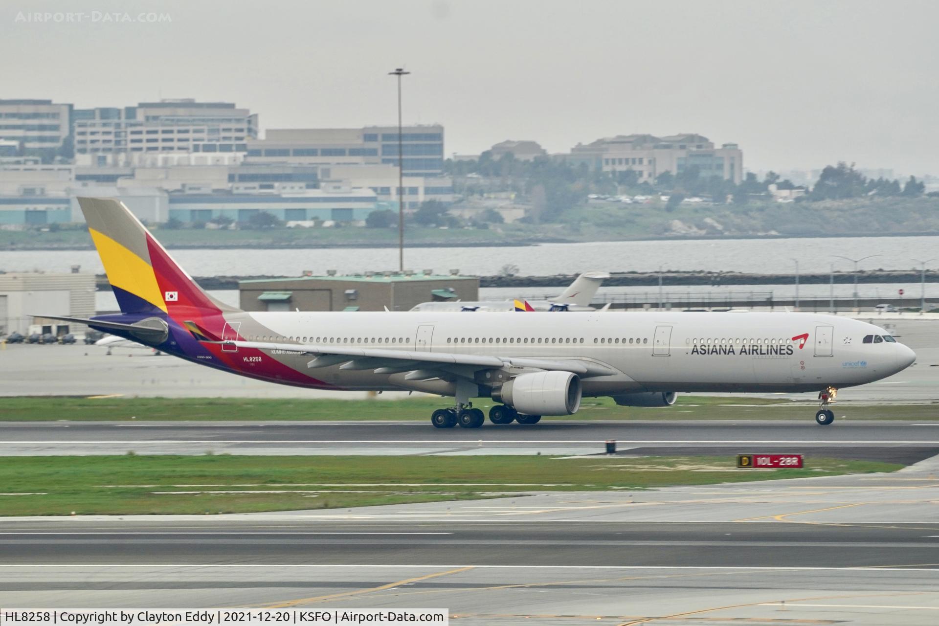 HL8258, 2012 Airbus A330-323X C/N 1326, Pic taken from the SkyTerrace departing runway 10 SFO 2021.
