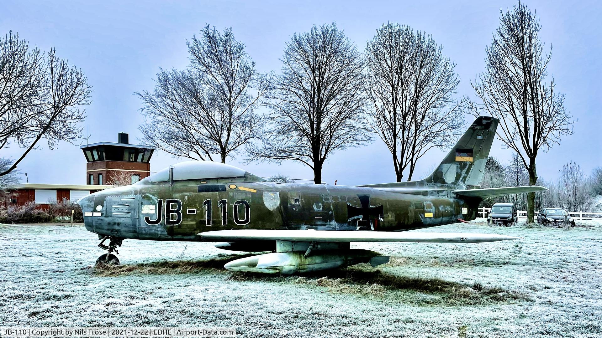 JB-110, Canadair CL-13B Sabre 6 C/N S6-1643, Canadair CL-13B Sabre 6 in winter, pic1