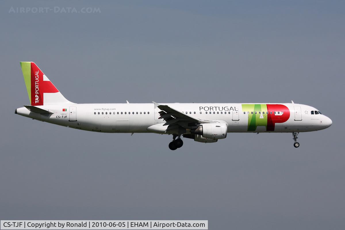 CS-TJF, 2000 Airbus A321-211 C/N 1399, at spl
