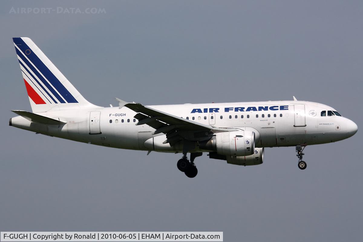 F-GUGH, 2004 Airbus A318-111 C/N 2344, at spl