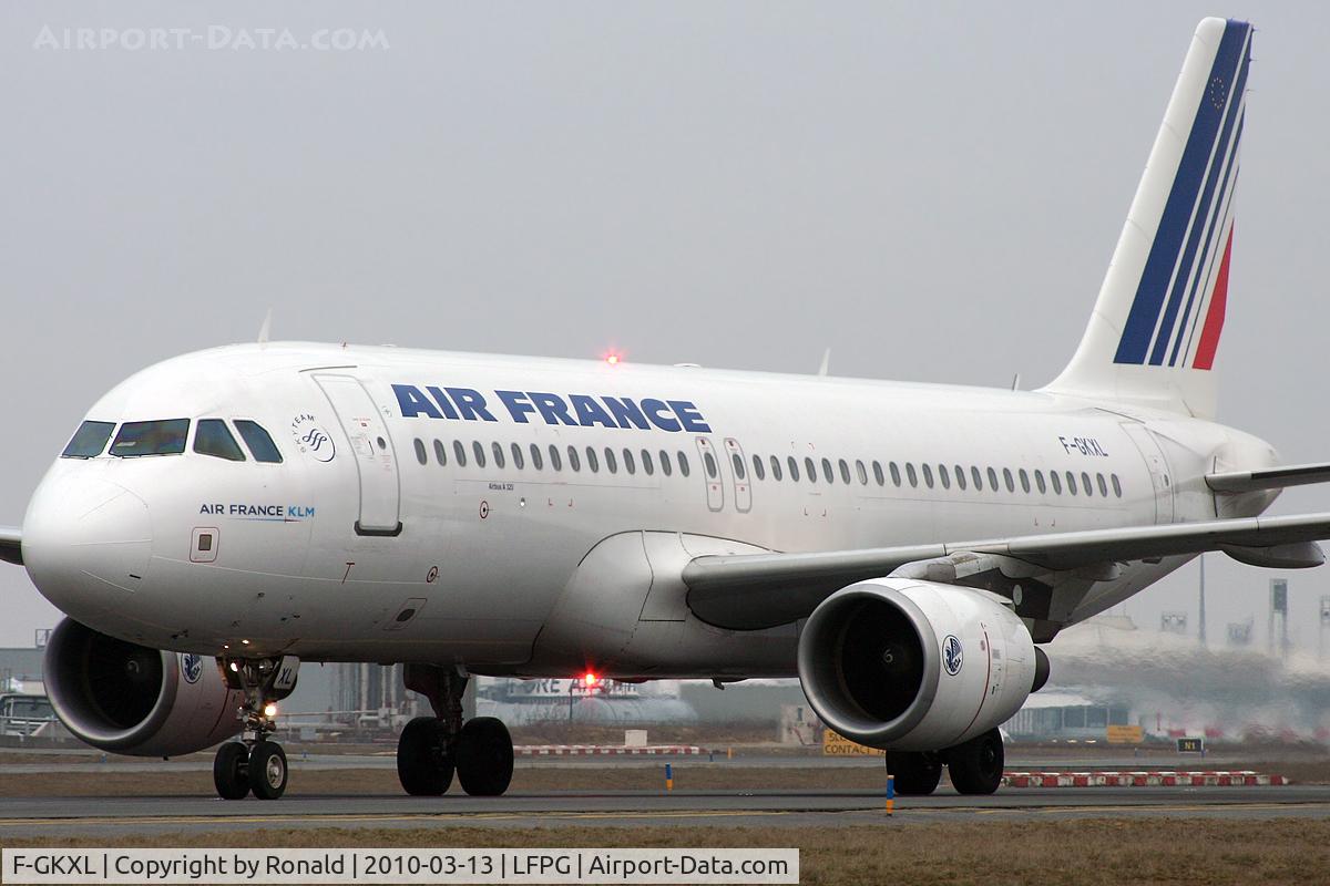 F-GKXL, 2006 Airbus A320-214 C/N 2705, at cdg